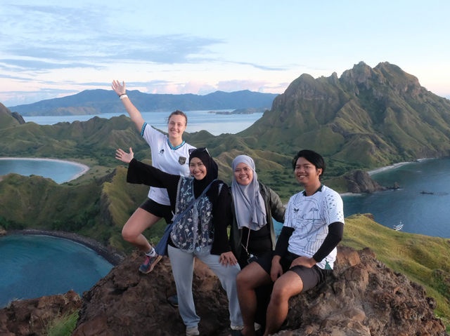 Once in a lifetime go visit Labuan Bajo 