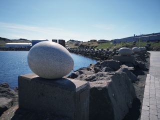 Where Art Meets Nature: The Eggs of Djúpivogur
