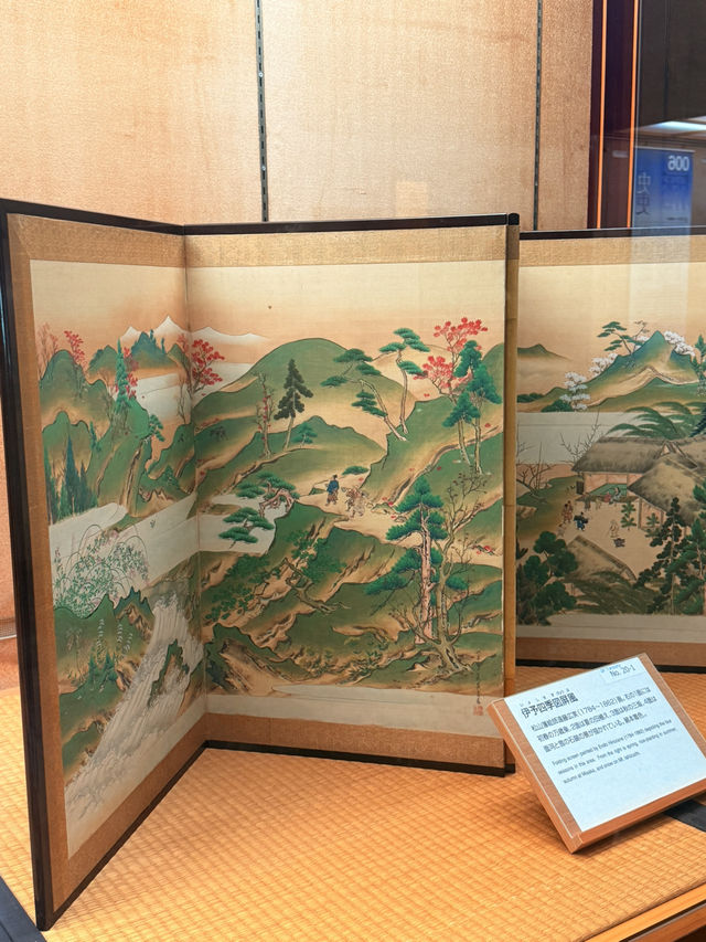 松山｜3個家族4種家徽 多次火災重建的機關巧妙的松山城 