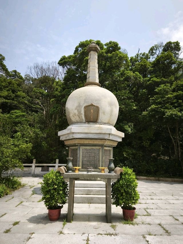 非常人潔地靈的湛山寺