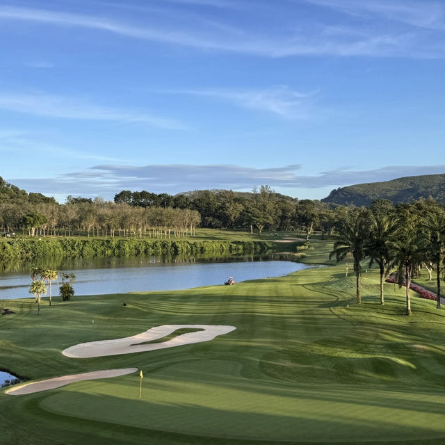 Blue Canyon Country Club – Phuket’s Legendary Greens in Tropical Splendor