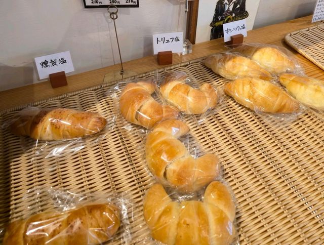일본 삿포로의 제과점겸 감성카페 Chet Bakery