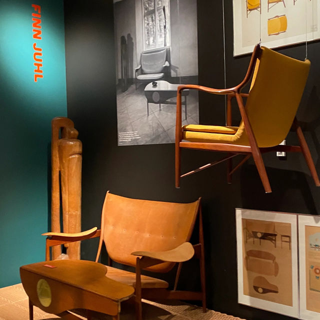 Copenhagen: Where Designers Go to See the Nordic Chair All-Stars! 🇩🇰🪑
