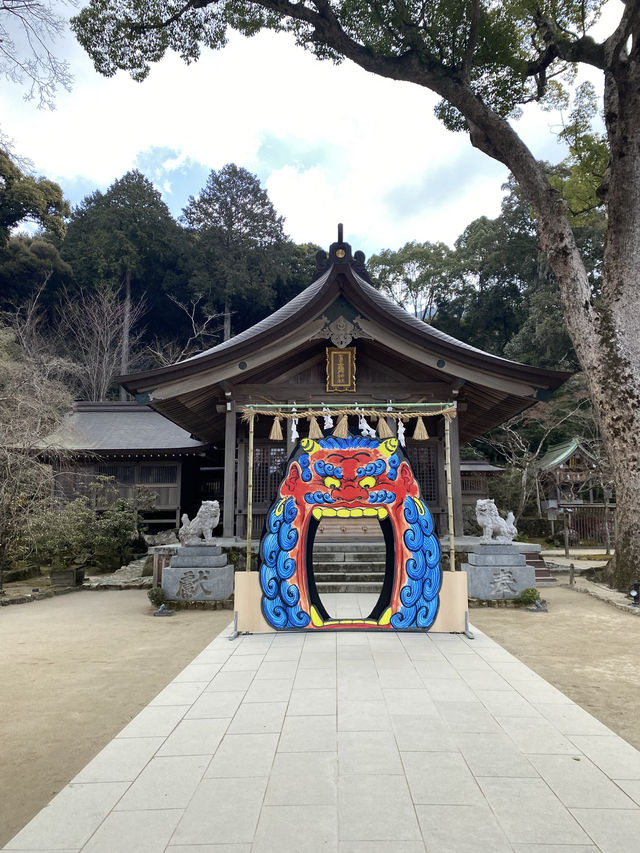 Kamado Shrine ศาลเจ้าความรักกลางภูเขาในฟุกุโอกะ