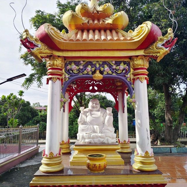 ศาลเจ้า เจ้าแม่กวนอิม พระสังกัจจายน์ วัดหนองจอก