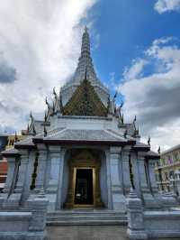 ไหว้ศาลหลักเมืองกรุงเทพ สายมู สายบุญห้ามพลาด