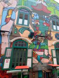 🛍️🎈 Bugis Street Singapore – Shop, Snack, and Snap! 🇸🇬📸