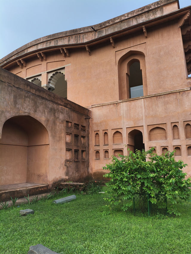 達卡｜門票差一倍 拉爾巴格堡Lalbagh Fort其實更適合慢步放空而非追求壯觀建築
