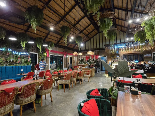 💎🌷 Diamond in the Garden – คาเฟ่ในสวน