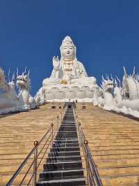 วัดห้วยปลากั้ง งดงามเหนือจินตนาการ เมืองเชียงราย