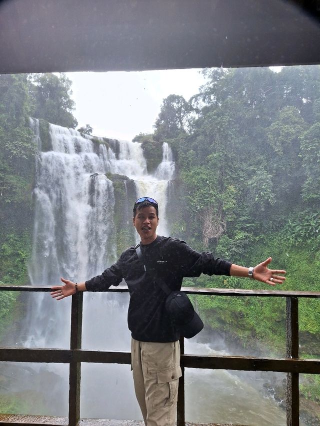 ทริปนี้ที่ลาวใต้ zipline Tad fane waterfall.