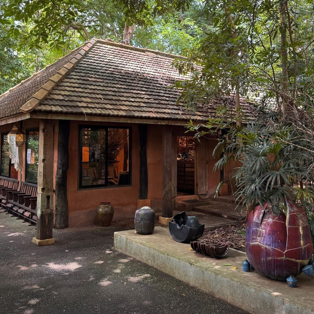 Doi Din Daeng Pottery , เชียงราย 