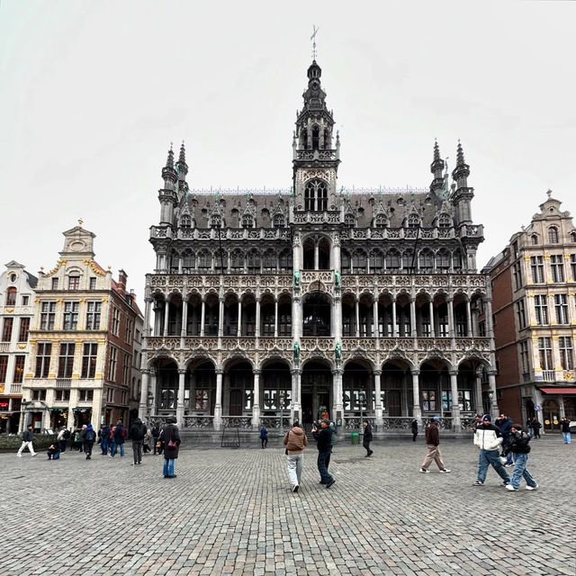 Grote Markt at Golden Hour: Brussels’ Living Postcard Comes Alive