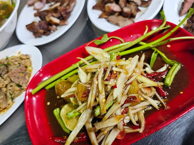 🐃 มิตรภาพลาบก้อย – ร้านลับขอนแก่น