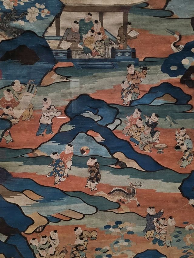 台北故宮特展〔織造精彩〕，展現絲藝魅力