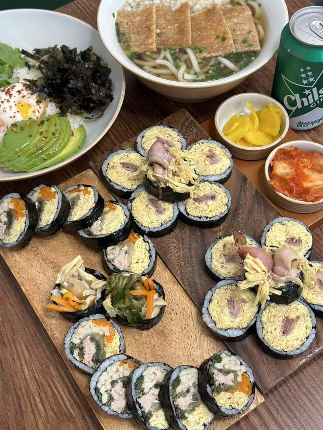 더현대 입점한 요즘 핫한 분식집 삼청당 