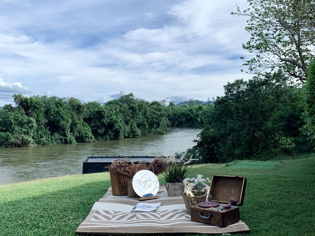  🌧️กาญจนบุรีหน้าฝน @The Tryst River Kwai🌿