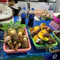 🧺🌶️ Daguanzuanxin Farmers’ Market (大观纂新农贸市场) — A Local Foodie Gem in Kunming!