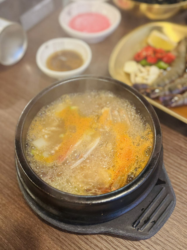 佐敦13年老字號‼️ 老闆娘晨早6點親手醃醬油蟹🦀 