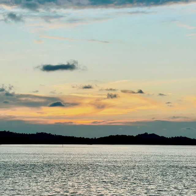 Waves of Wonder and Island Ease