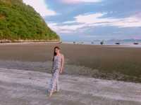 หาดบ้านใหม่ ด้านหลัง เขากะโหลก 