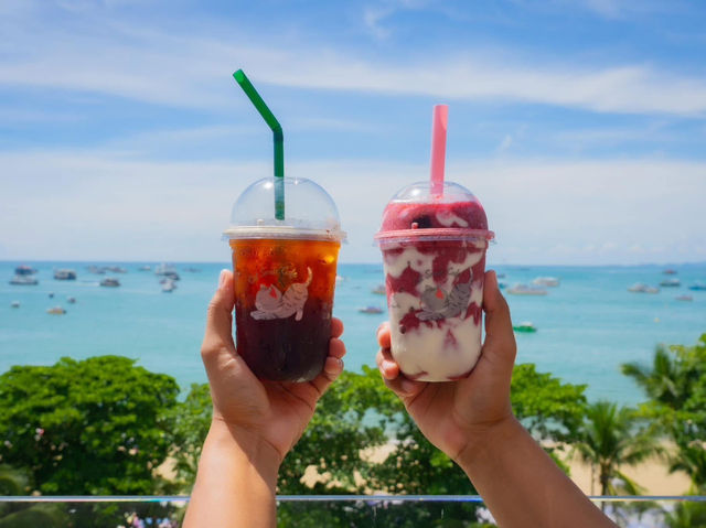 Cat Sky Bar Cafe - Pattaya