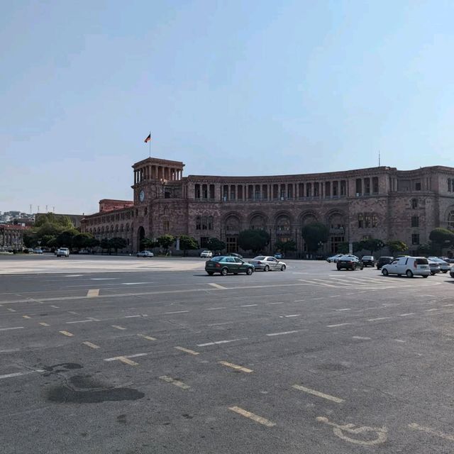 City Strolls & Chill Feels, Yerevan’s Got a Vibe