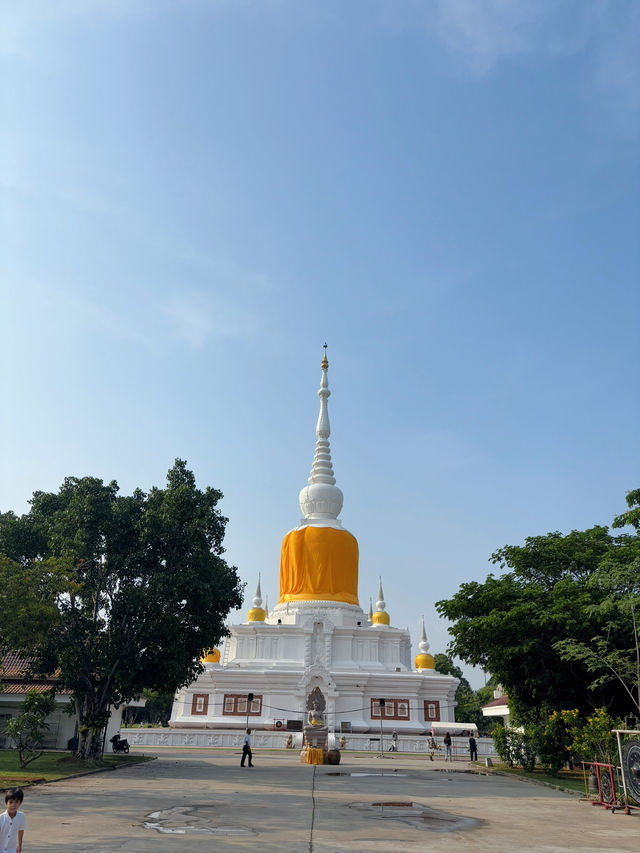 ใครไปมาแล้วบ้าง “พระธาตุนาดูน”