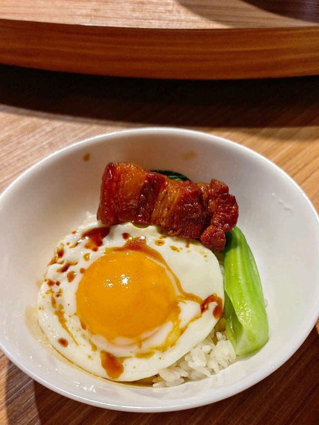 台北美食 ，L C Française法租界 黃金雞湯開箱