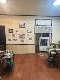 ร้านหมูทอดดึกดำบรรพ์