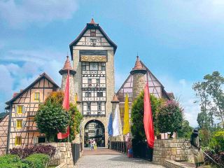 Bonjour from the Hills – Colmar Tropicale, Bukit Tinggi 🏰