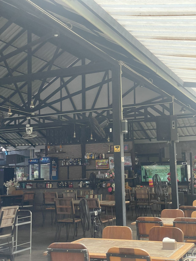 ใครมาปราจีนบุรี ไม่ควรพลาดร้านอาหารร้านนี้
