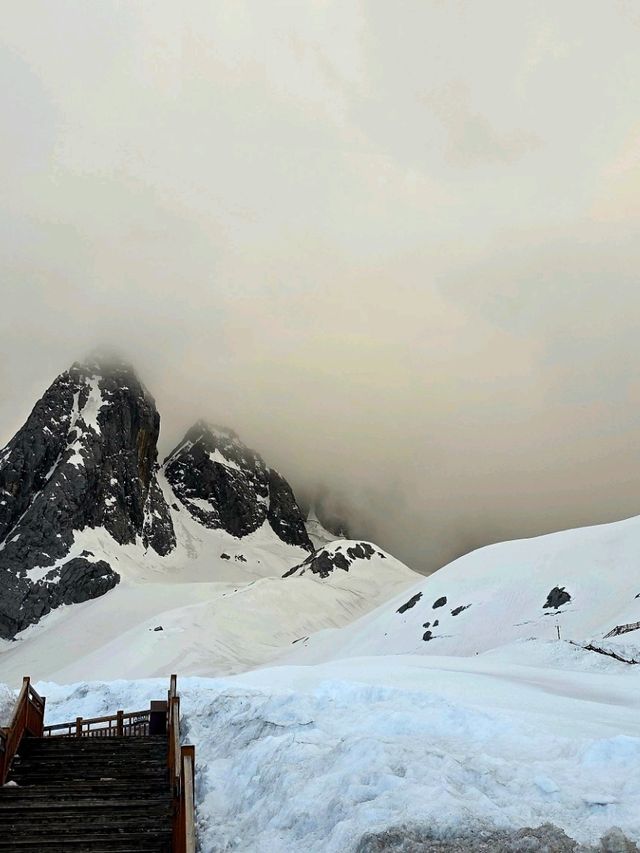 Jade Dragon Snow Moun 🏔 ภูเขาหิมะมังกรหยก Jade Dragon Snow Moun 🏔 ภูเขาหิมะมังกรหยก