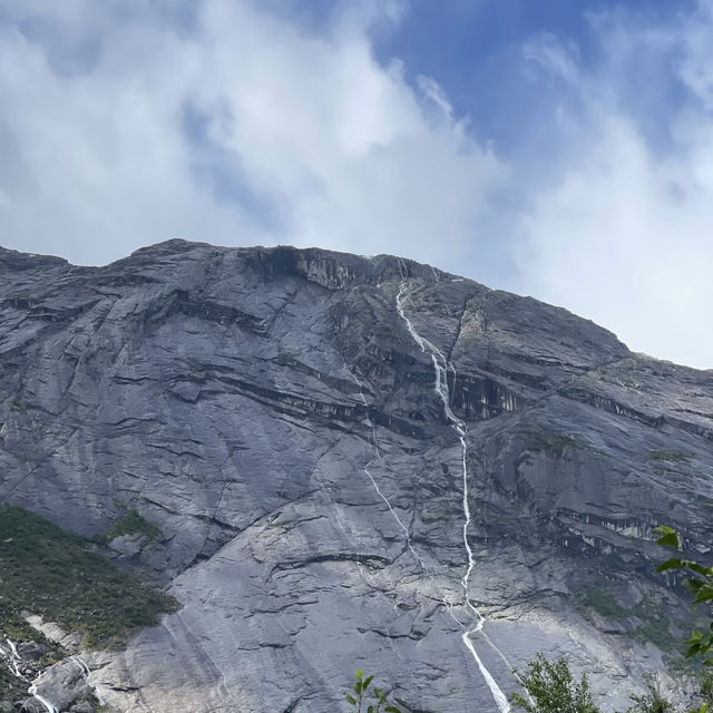 Nigardsbreen Glacier – A Frozen Wonder of Norway