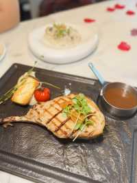 🍴【旺角節日慶祝首選！母女打卡西餐+畫碟冧爆媽咪🌹】  