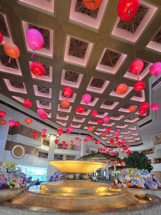 椰樹環繞渡假泳池打卡必去🌴 椰樹環繞渡假泳池打卡必去🌴