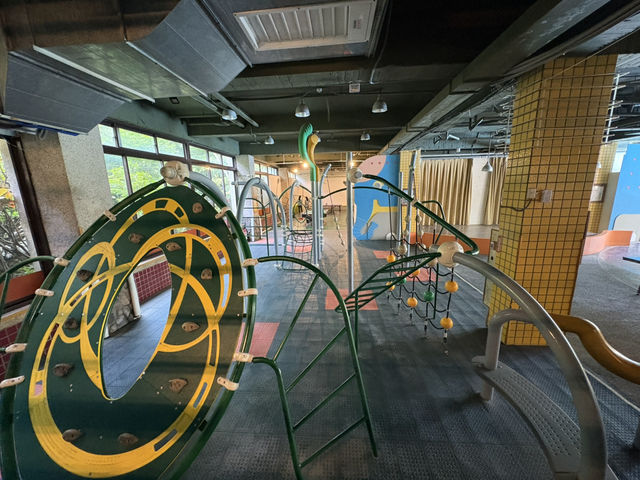 高CP值國旅❗️悠活渡假村玩水、球池全包，直達萬里桐海灘看寄居蟹