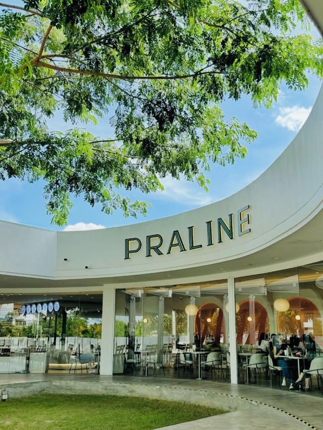 พราลีน ไดนิ่งรูม ราชพฤกษ์ 🍃☕ 