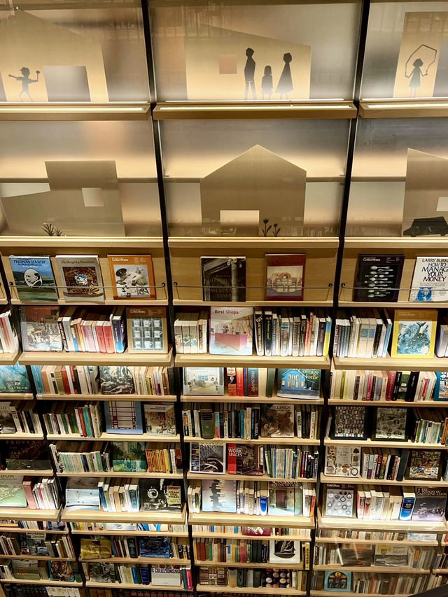 📖 A Cozy Afternoon at Tsutaya Bookstore, Kashiwanoha T-SITE