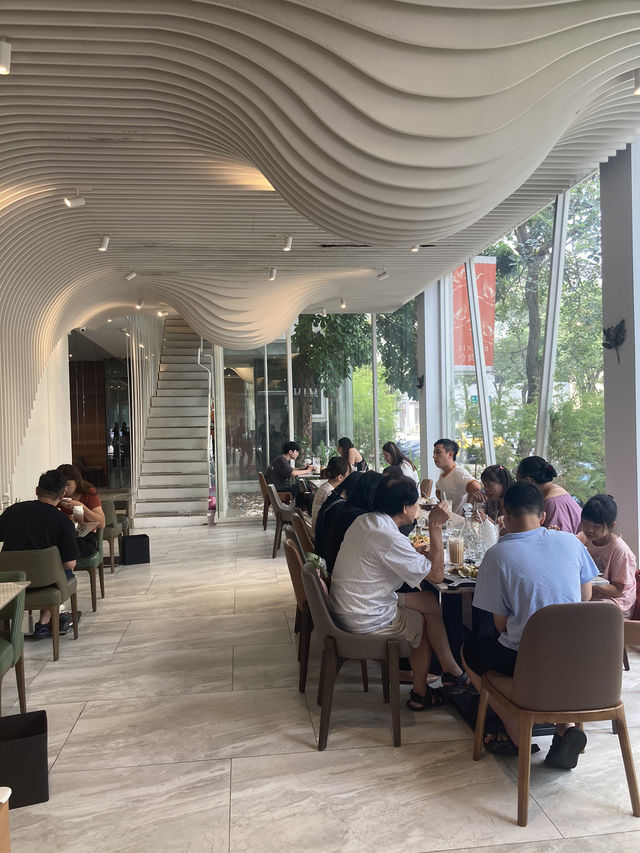 環境、餐點相得益彰～