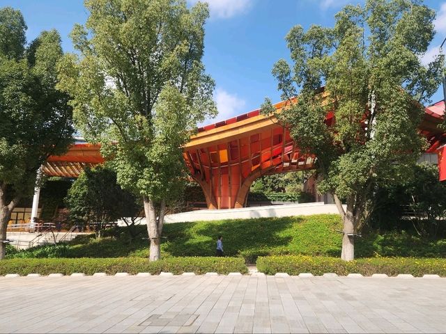 “The Eternal Spring Temple of Kunming”