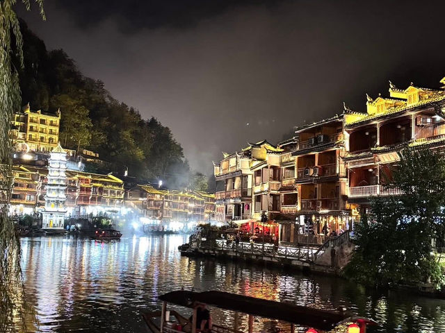 中國湘西 張家界鳳凰古鎮 特色旅遊 中國湘西 張家界鳳凰古鎮 特色旅遊