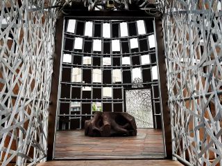 숲의 노래 – 치아이의 예술적인 숲 속 탈출구