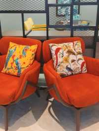 คาเฟ่สไตล์ชิโนโปตุกีสแบบโมเดิร์น