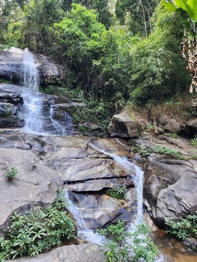 Chasing Waterfalls in Chiang Mai 🏞️✨