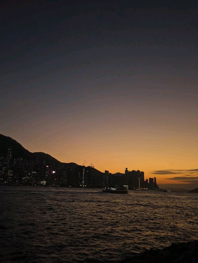 維港日落剪影絕美打卡地📸 西九文化區 維港日落剪影絕美打卡地📸 西九文化區