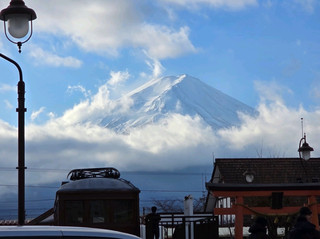 車を使わずに富士山へ日帰り旅行：𝙈𝙩.𝙁𝙐𝙅𝙄🏔 どこへ行く？