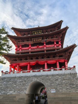 🏯 Xinzhou | Where Blue Bricks Hold a Thousand Years