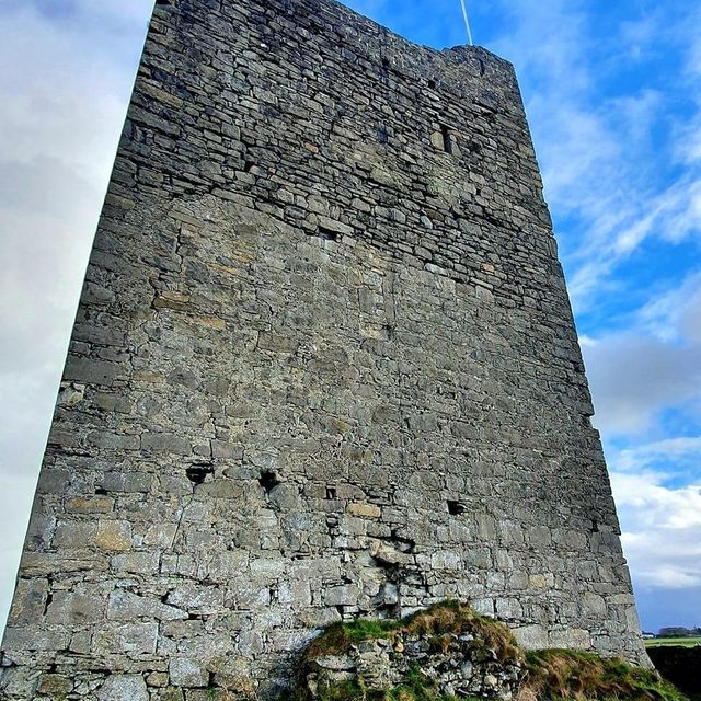 Decent: Easkey Castle Ireland 🏰