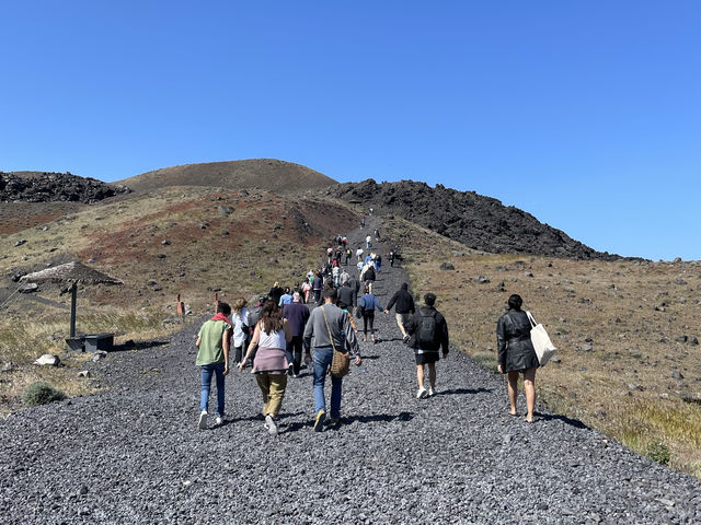 Volcano island near to Thira 🇬🇷